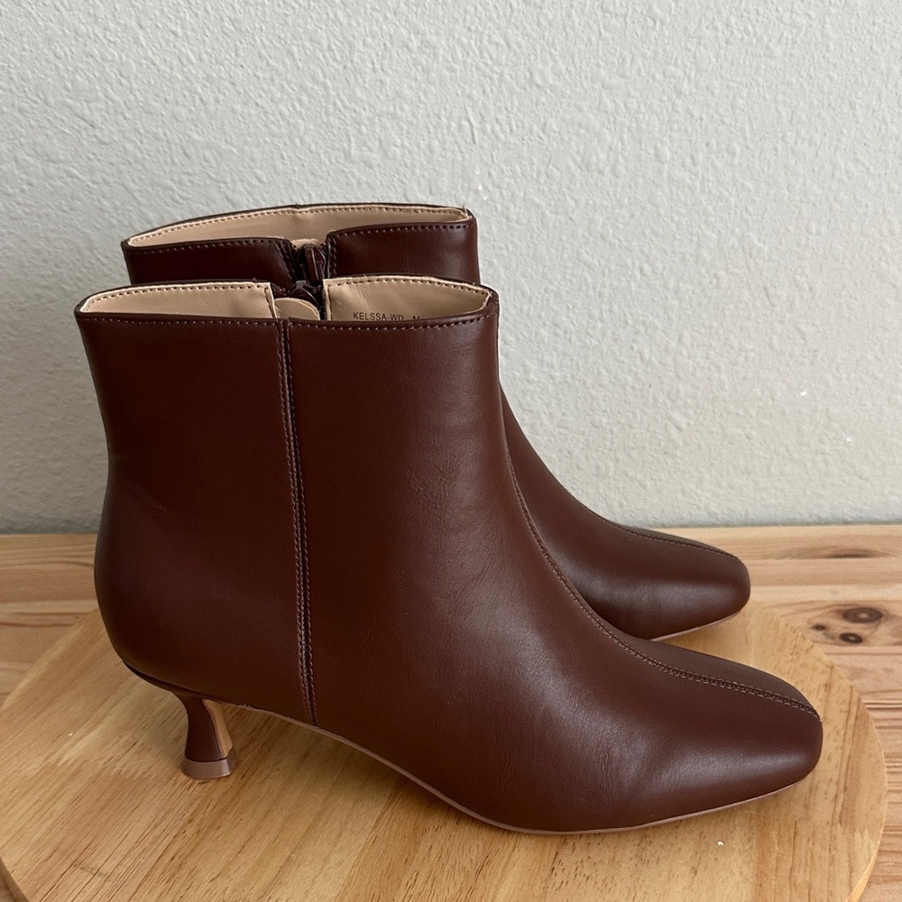Journee Collection Womens Kelssa-Wd Kitten Heel Booties